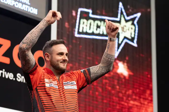 Cullen and Clayton breeze through opening ties at New Zealand Darts Masters