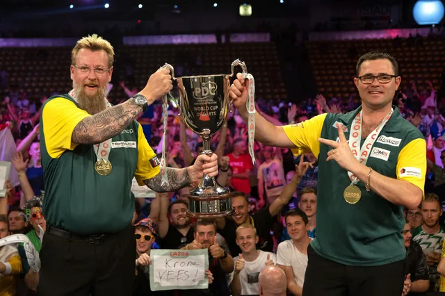 "I thought I was going to win a lot more titles!" - Simon Whitlock admits slight disappointment at trophy haul from PDC career