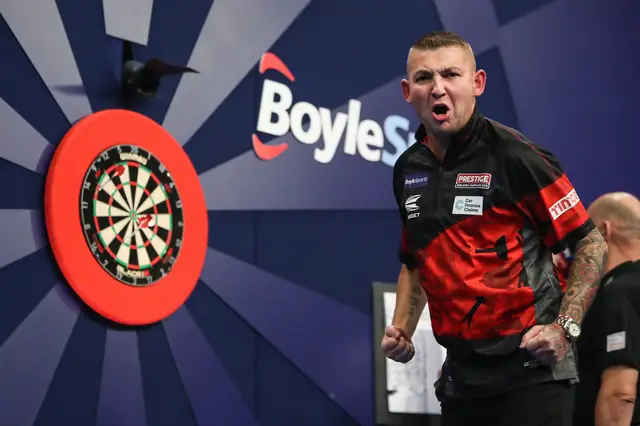 Aspinall first into maiden World Grand Prix semi-final after hard fought win over Lukeman