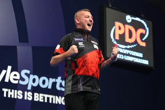 Aspinall, Humphries and Rock confirmed for 2022 Grand Slam of Darts as 21/32 places set