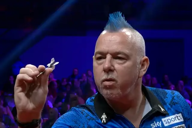 (VIDEO) Wright produces Checkout of the Year contender with magnificent Bull-T7-Bull 121 during Gibraltar Darts Trophy final