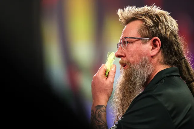 "I'll try and get my card back. If not, I've got other options: Seniors Tour, MODUS..." - Simon Whitlock not giving up on career after losing PDC Tour Card