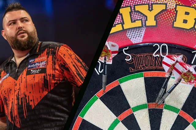 Michael Smith throws a nine darter within hour of playing with new darts