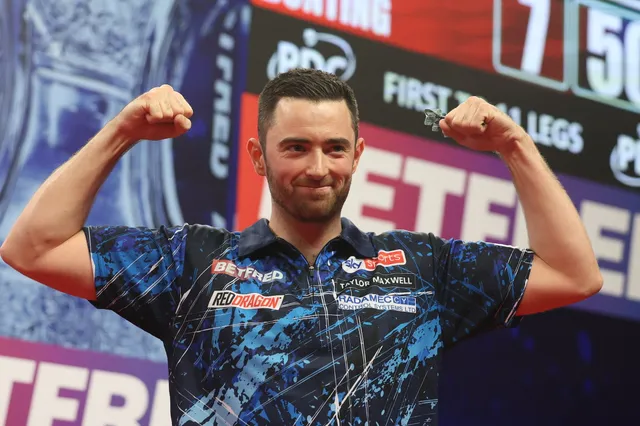 Luke Humphries and Michael Smith continue PDC star's domination in Wollongong at Australian Darts Masters