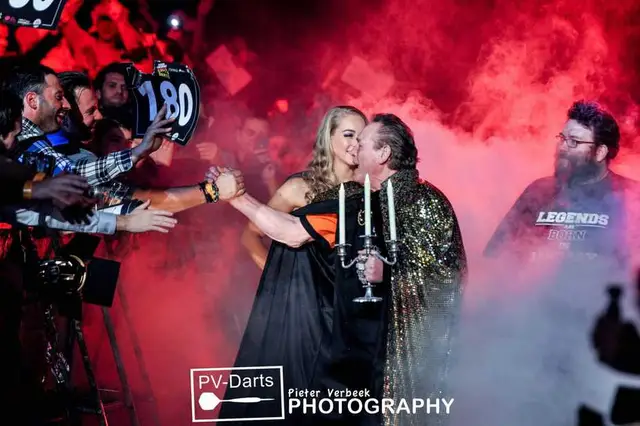 VIDEO: The iconic walk on of darts legend Bobby George during Kings of Darts