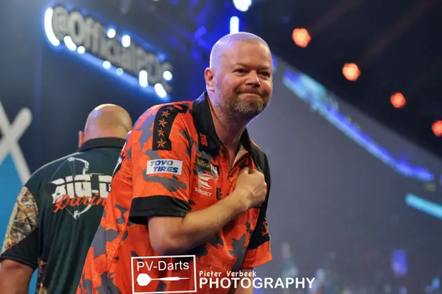 Van Barneveld explains decision to make PDC comeback in 2021: "It’s very simple, I miss it terribly"