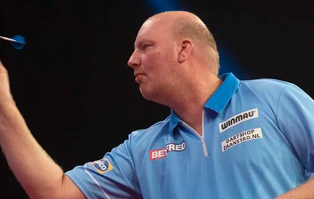 Van der Voort looks back on incident with referee Bevins: 'I just misunderstood him'