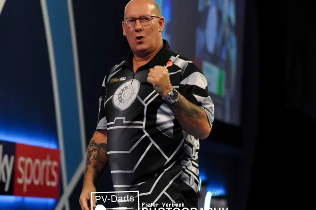 Burness first through to MODUS Online Live League Week Five final