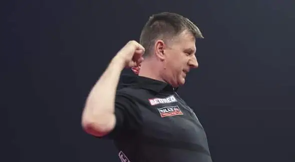 Ratajski wins group on PDC Home Tour II; Brooks, Leung and Clemens also through to third phase