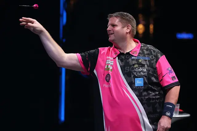 Former Lakeside World Champion Mitchell on claiming Tour Card at Q-School: "I know I should be there but how does that happen"