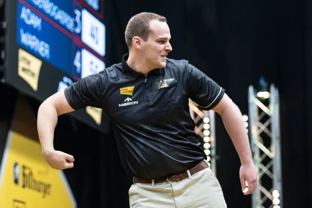 Adam Warner wirft 9-Darter bei Players Championship 23