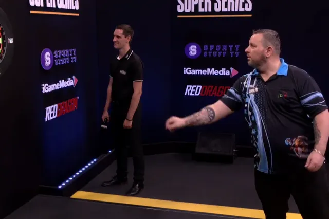 VIDEO: Worsley wirft vor dem Spiel einen 9-Darter bei der MODUS Super Series