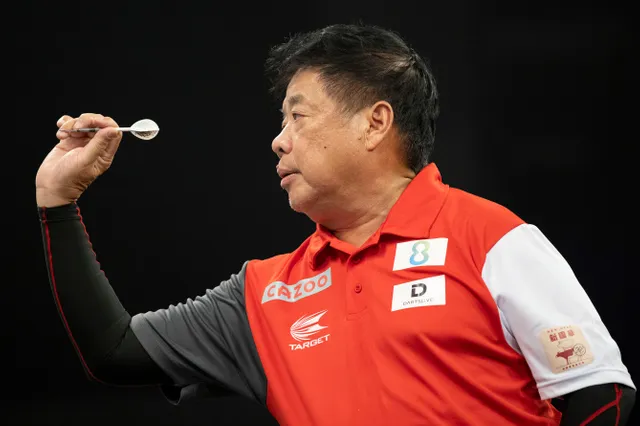 Darts-Legende Paul Lim noch zwei Spiele von der Rückkehr zur Darts WM entfernt