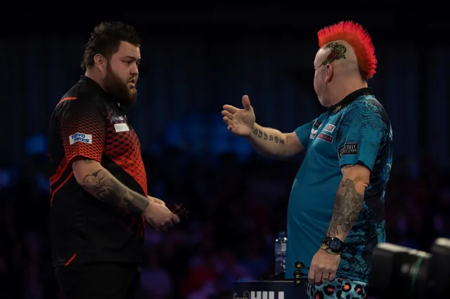 Michael Smith vermeidet große Strafe, verliert aber gegen Peter Wright bei der European Championship