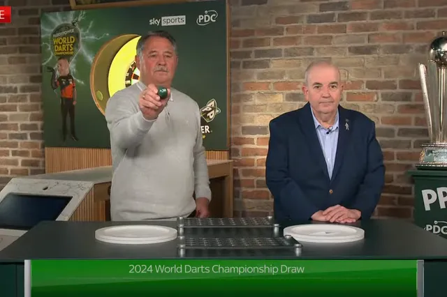 VIDEO: Sehen Sie sich die Auslosung für die Darts WM 2024 hier noch einmal an