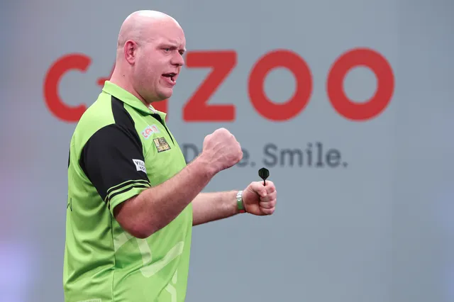 Michael van Gerwen pulverisiert Ross Smith mit einem 118er Average bei den Players Championship Finals