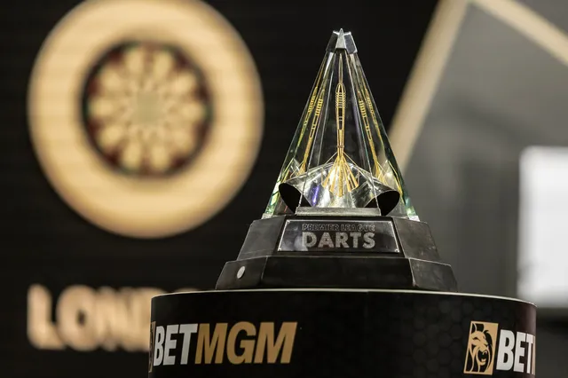 Spielplan Premier League Darts 2025: Luke Littler startet Titelverteidigung gegen Michael van Gerwen