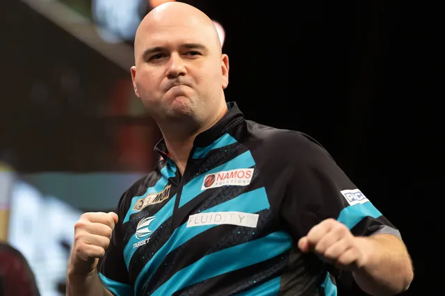 Rob Cross siegt im Sudden Death Tie-Break, während Gian van Veen sechs Matchdarts im World Matchplay-Epos vergibt