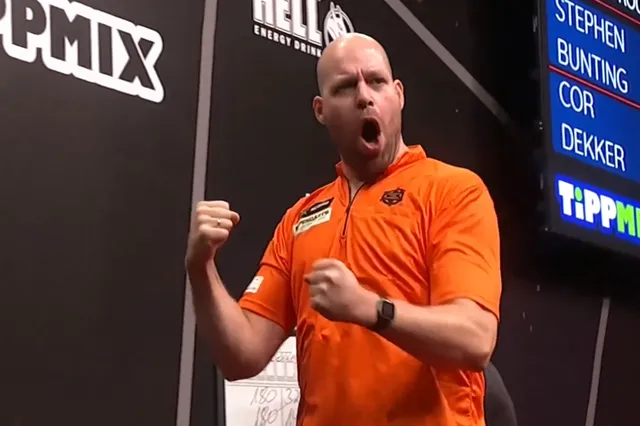VIDEO: Cor Dekker mit 9-Darter bei der Hungarian Darts Trophy