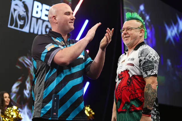 Peter Wright und Rob Cross ziehen mit deutlichen Siegen ins Achtelfinale der 2024 World Series of Darts Finals ein