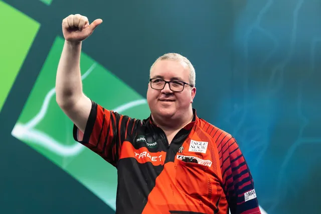 Stephen Bunting zieht mit deutlichem Sieg ins Viertelfinale der Darts WM ein