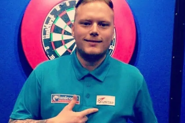 Dartsfabrikant Unicorn Darts contracteert Aden Kirk en Jacob Gwynne