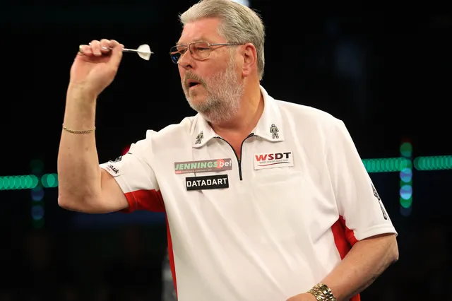 VIDEO: Adams haalt 111.33 gemiddeld tijdens Modus Super Series