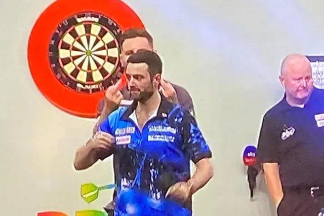VIDEO: Williams mogelijk in de problemen na grappig bedoelde middelvinger richting Humphries