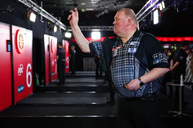 LIVEBLOG PDC UK Q-School 2025: John Henderson & Bradley Brooks onder de halve finalisten op dag twee