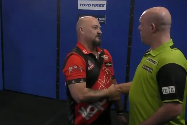 Michael van Gerwen voor tweede opeenvolgende dag in eerste ronde uitgeschakeld