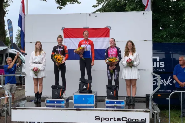 Anniek Mos grijpt nationale driekleur op NK Streetrace in Norg