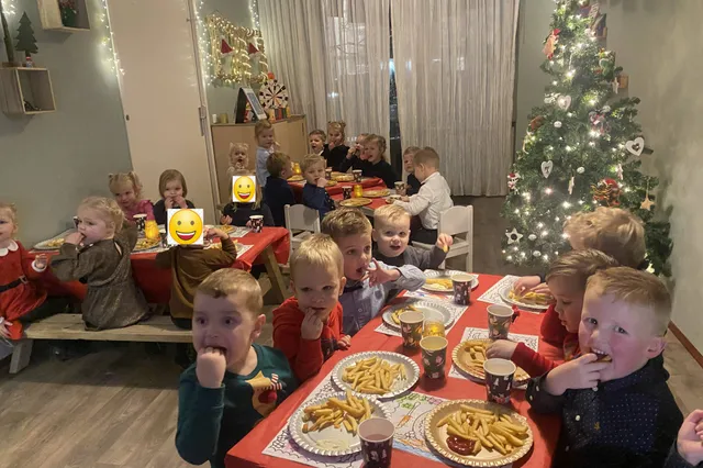 Peuters genieten van kerstdiner bij Olivo in Zuidwolde