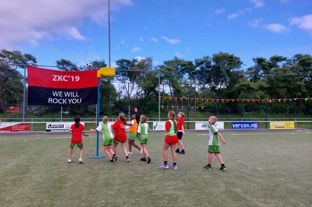 Bunsķoek-schoolkorfbaltoernooi bij ZKC'19 Zuidwolde groeit