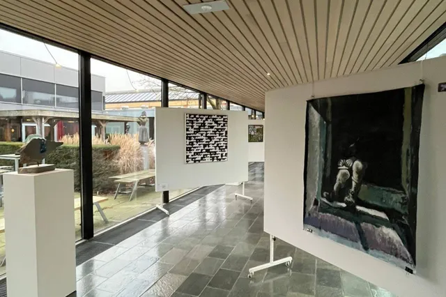Wolder kunstenaars van Beeldend Collectief Drenthe exposeren in Theater De Tamboer