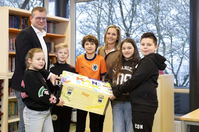 Basisschool De Banier in Zwartemeer start als eerste met nieuwe leskist over armoede