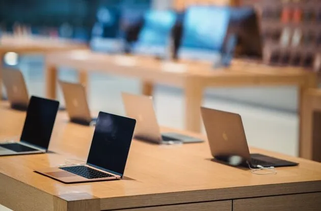 apple macbooks