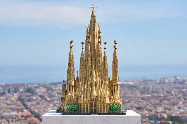 LEGO Icons La Sagrada Familia_Barcelona