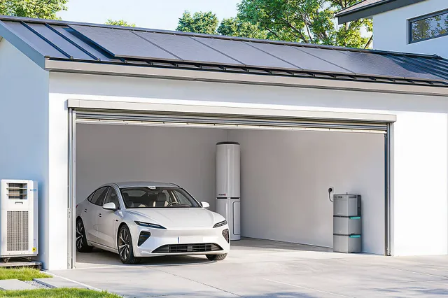 SolarFlow 2400+