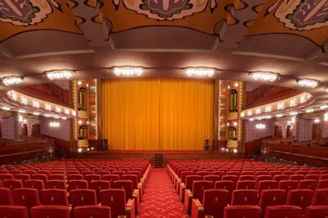 Tuschinski