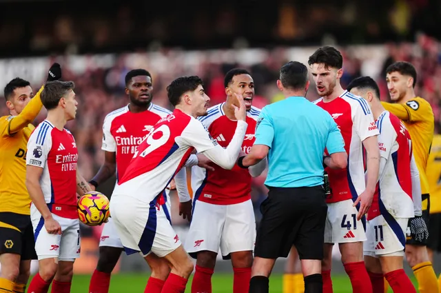 Arsenal krijgt uitzonderlijk hoge boete wegens omsingelen scheidsrechter