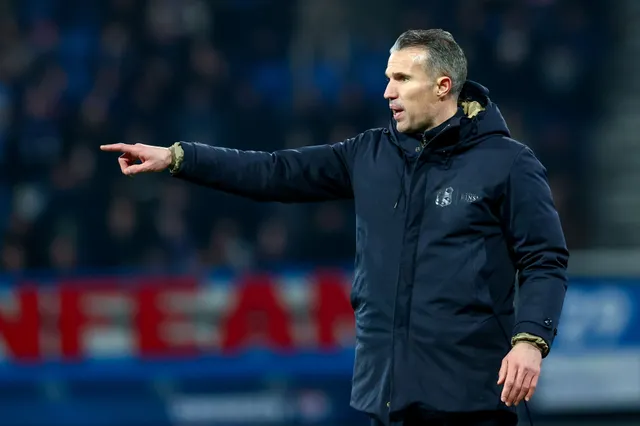 Beteuterde reacties in Friesland na plots vertrek Robin van Persie