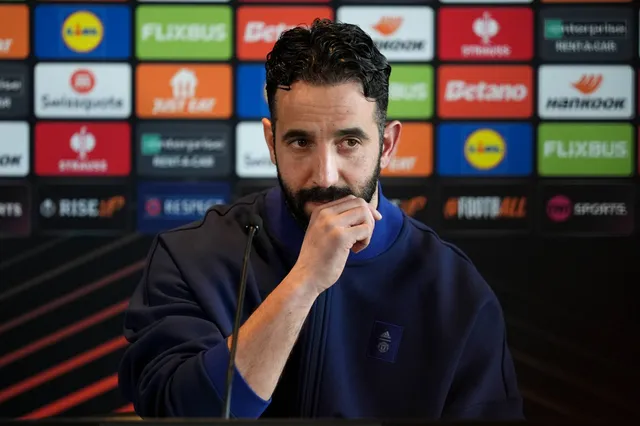 Trainer Manchester United reageert op markant interview over 'overbetaalde' spelers: 'Hij was daar eerlijk in'
