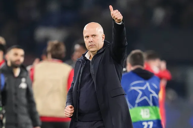 Arne Slot geeft uitblinker geweldig compliment: 'Nooit met iemand van dit niveau gewerkt'