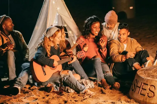 Dít zijn de 5 leukste spelletjes voor op vakantie - of in het park