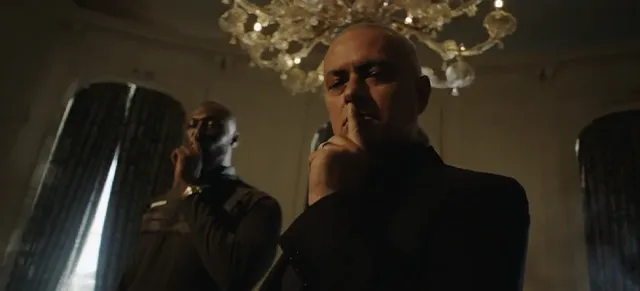 José Mourinho snoert iedereen de moeder in de videoclip van Stormzy