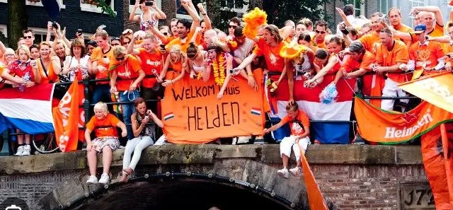 Huldiging Oranje in Amsterdam heel dichtbij, zo zag het er in '88 uit
