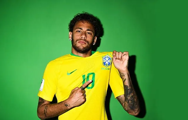 Dit is het bizarre salaris dat Neymar verdient (terwijl hij al maanden geblesseerd is)