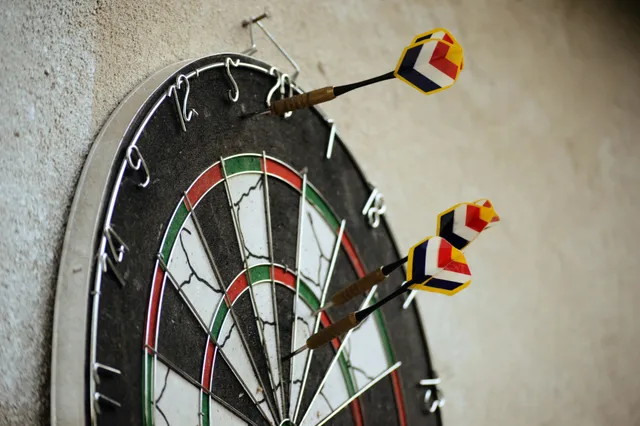 Waarom darters niet vanaf 500, maar 501 naar nul gooien
