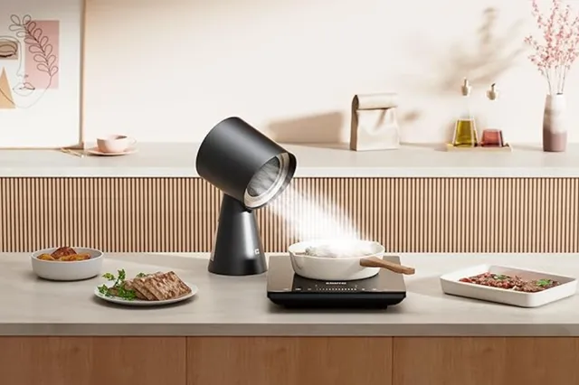 Voor alle mannen zonder afzuigkap redt deze gadget je leven en je neus