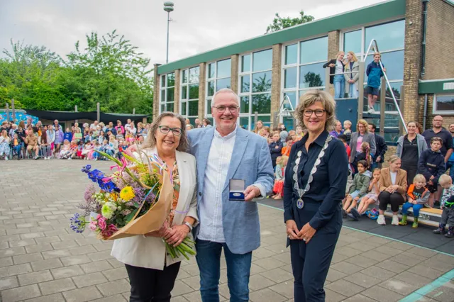 Een waardig afscheid voor meester Albert